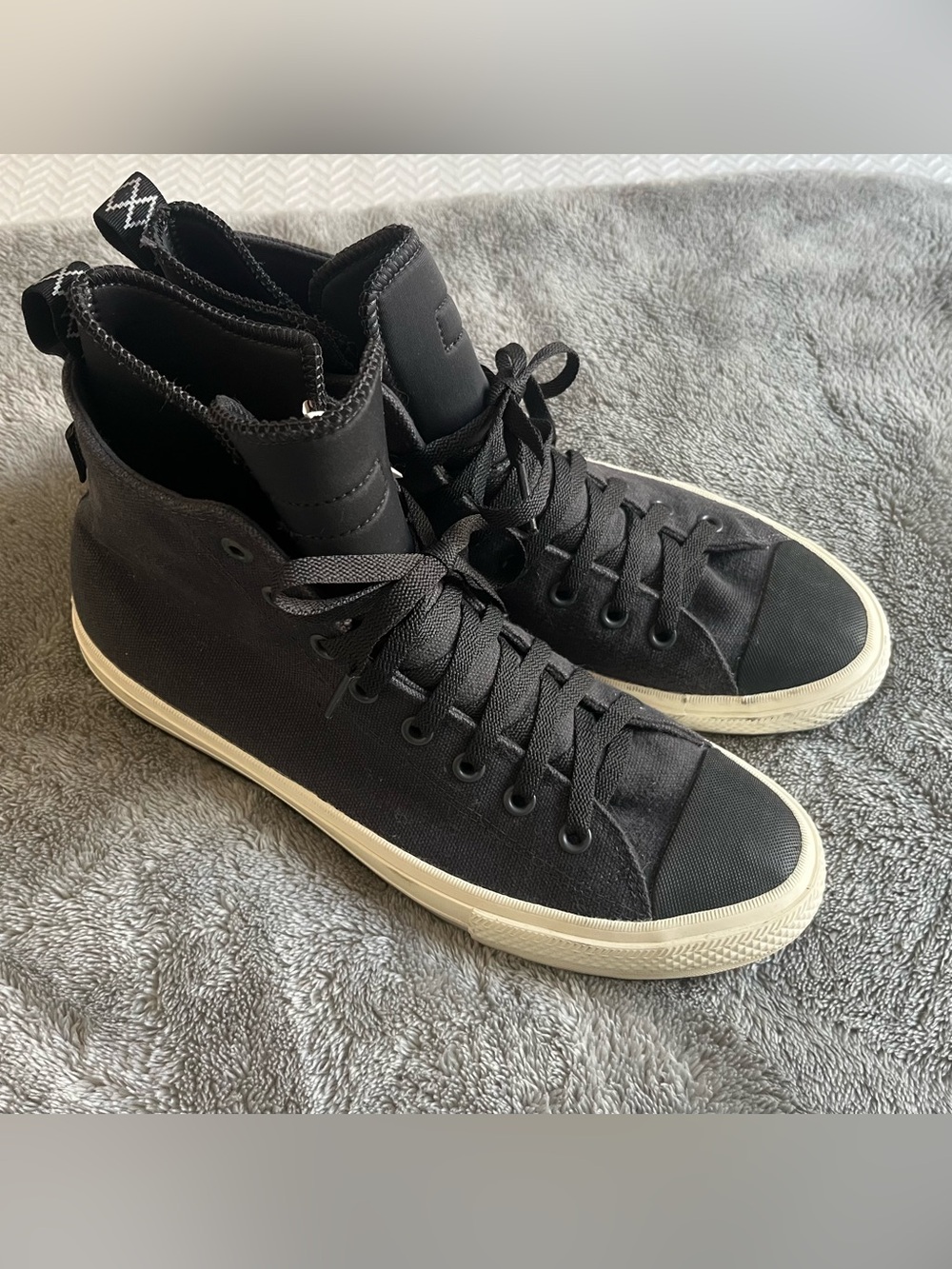 Converse High Top Boot